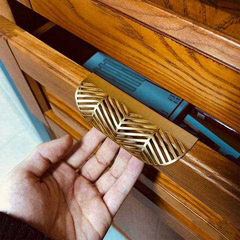 Leaf Shape Brass Cabinet Handles V201 V202